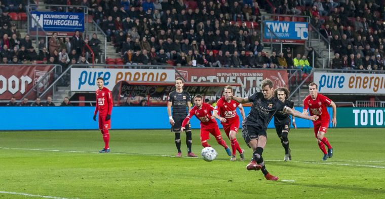 Eagles-captain Veldmate wijst op prognose Van der Vaart: 'Zat er helemaal naast!'