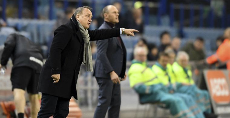 'Feyenoord wil overbodige spelers kwijt, Advocaat mogelijk langer in De Kuip'