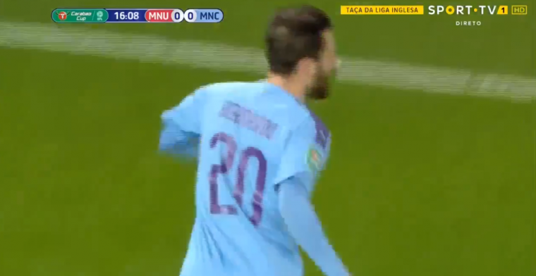 Wat een knal: Bernardo Silva (City) krijgt Old Trafford stil met briljante goal
