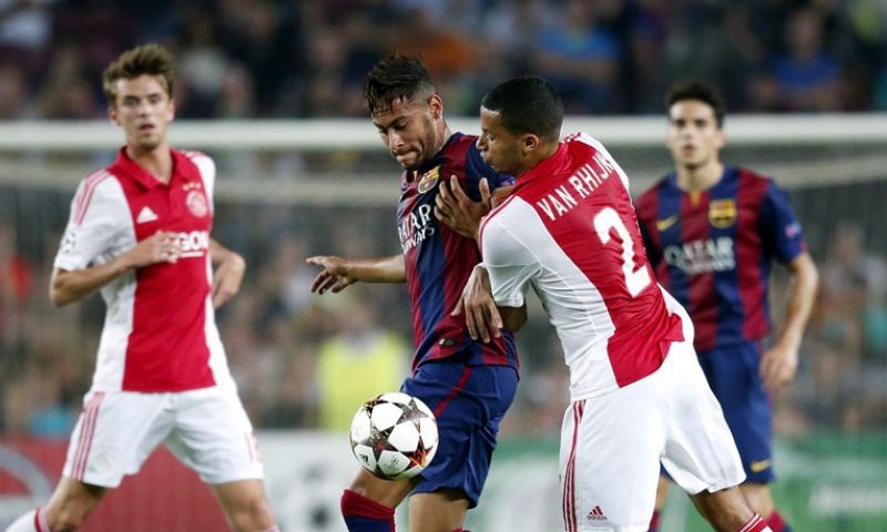 Van Rhijn (ex-Club Brugge) vocht duels uit tegen Neymar en Hazard Afbeelding: Van Rhijn (ex-Club Brugge) vocht duels uit tegen Neymar en Hazard