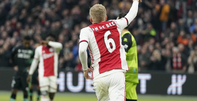 Transfer Van de Beek 'is helemaal rond': 'Man United hoeft niet te bellen'