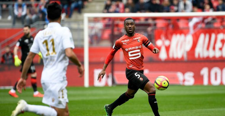 L'Équipe: FC Utrecht gegadigde in strijd om linksback (23) van 3 miljoen