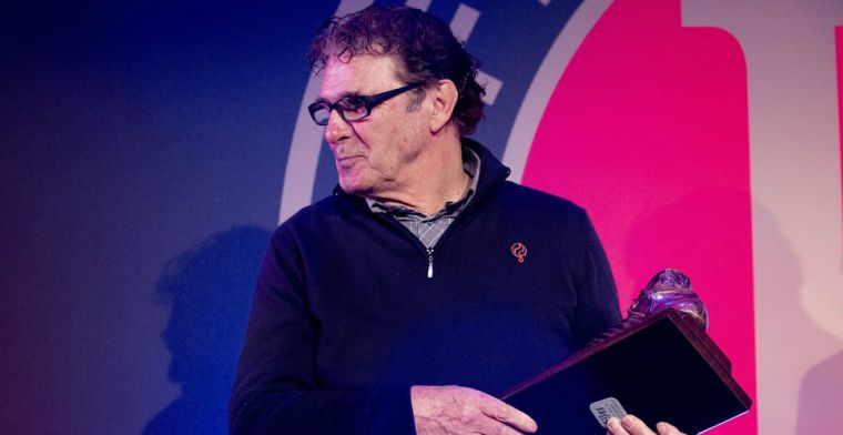 Van Hanegem adviseert Advocaat: 'Je hebt er één van 17, wil je dan een 20-jarige?'
