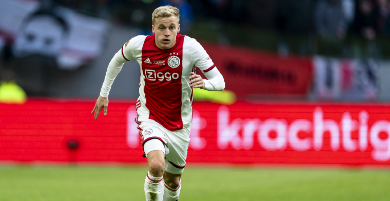 'Het kan nog alle kanten op, wie weet blijf ik nog wel een jaar bij Ajax'