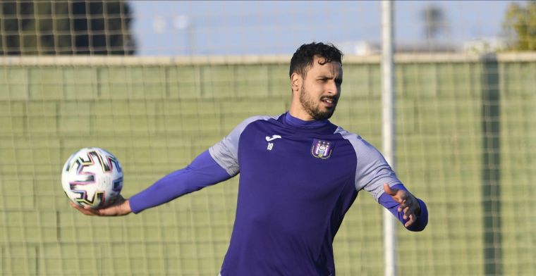 Chadli zakt weg bij Anderlecht: 'Hij is nog altijd geen honderd procent'