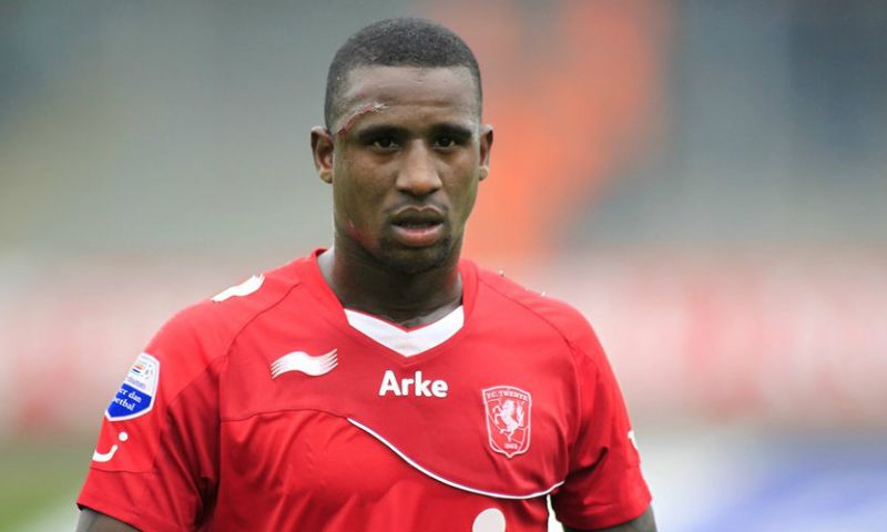 'Paar kilo's te zware' Douglas bij Hengelose amateurs: 'Eén kopduel gewonnen' Afbeelding: 'Paar kilo's te zware' Douglas bij Hengelose amateurs: 'Eén kopduel gewonnen'