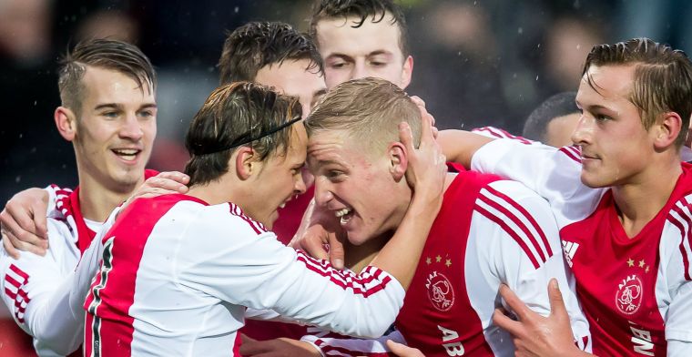 Oud-Ajacied met Spakenburg tegen voormalig teamgenoten: 'Leuk om ze weer te zien'
