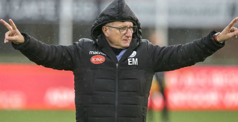 Vader en moeder helpen Ajax-tegenstander uit de brand: Snel opgelost