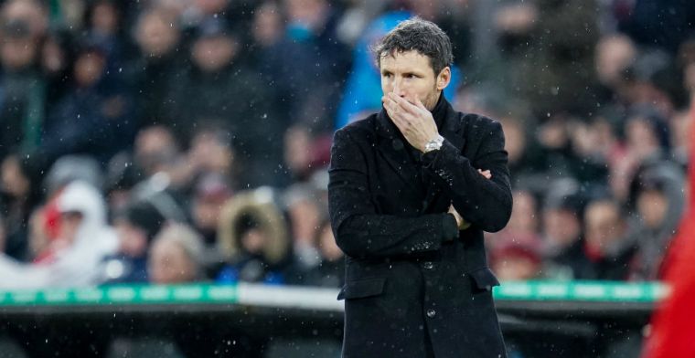 Waterreus en Van Bommel botsen bij PSV: 'Een zichtbaar verhitte discussie'