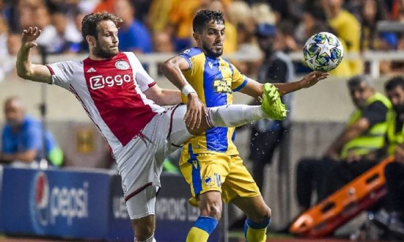 APOEL blijkt wederom trainerskerkhof: derde trainer in acht maanden ontslagen Afbeelding: APOEL blijkt wederom trainerskerkhof: derde trainer in acht maanden ontslagen