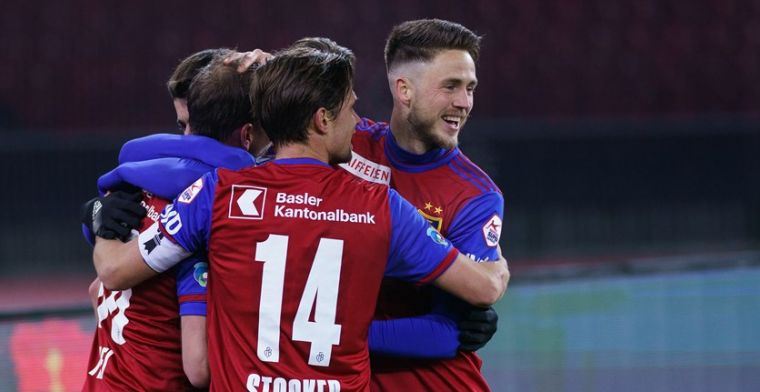Onzekere tijden voor Van Wolfswinkel: 'Misschien ligt mijn toekomst wel hier'