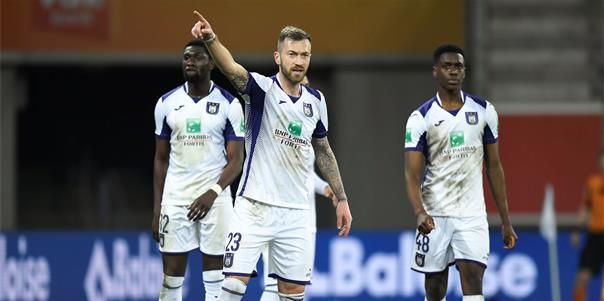 'Zulj speelt opnieuw bij Anderlecht, maar dacht wel aan vertrek uit Lotto Park'
