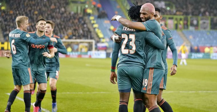 Ajax bekert zonder te overtuigen door in Arnhem: Blind en Ziyech maken rentree