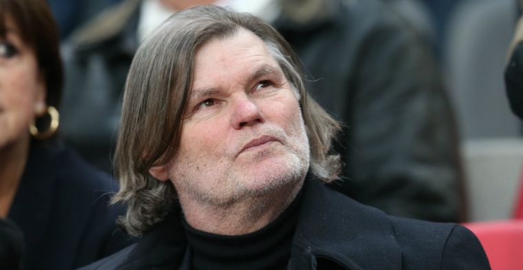 Endt eert overleden Ajax-icoon: 'De Ligt flink op weg geholpen door Hulshoff'