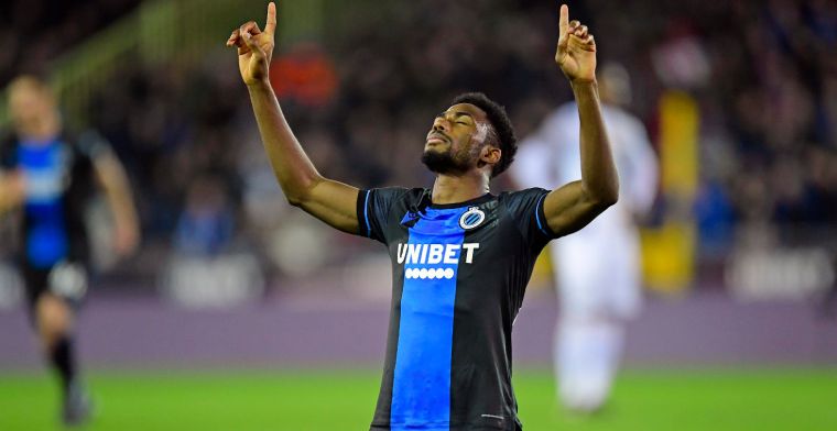 Dennis is duidelijk na Man Utd: “Penalty en Romero moest rood krijgen”