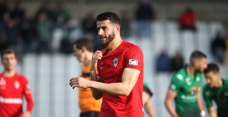 Hoedt wacht mogelijke recordtransfer af: 'Verplichtingen naar mij nakomen'