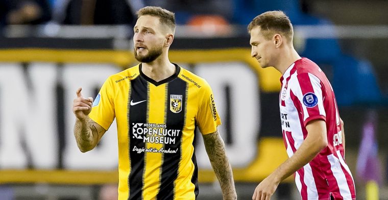 PSV verlengt reeks van 23 jaar in Arnhem ondanks blunder Schwaab