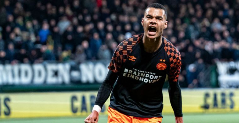 De Mos onder de indruk na doorbraak bij PSV: 'Gaat op deur van Koeman kloppen'