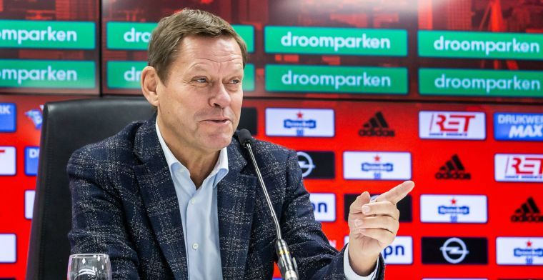 'Feyenoord in zijn maag met dure Kelly: spelers zien Engelsman als maatstaf'