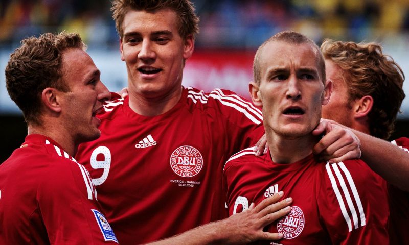Deense oud-international krijgt corona in Amsterdam: vier spelers in quarantaine Afbeelding: Deense oud-international krijgt corona in Amsterdam: vier spelers in quarantaine