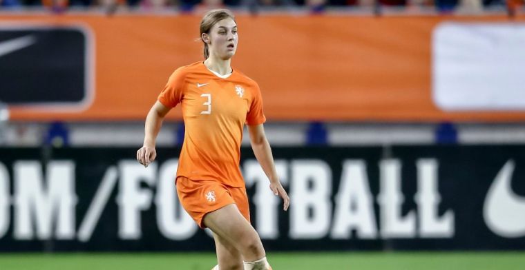 Geen enkel risico bij Oranje Leeuwinnen: speelster en keeperstrainer naar huis