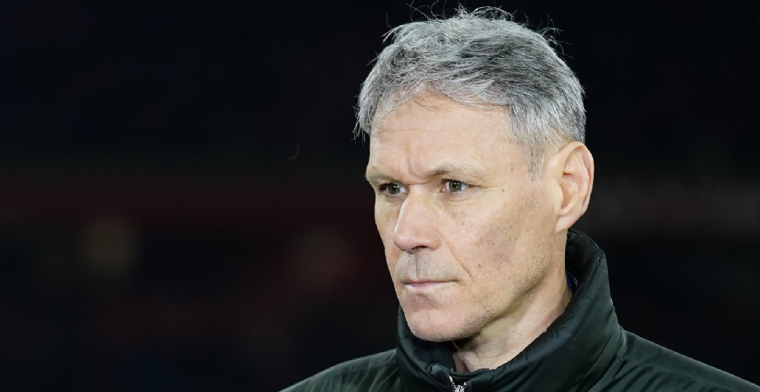 Van Basten kraakt transferbeleid Ajax: Kom op man..Wat koop je dan?