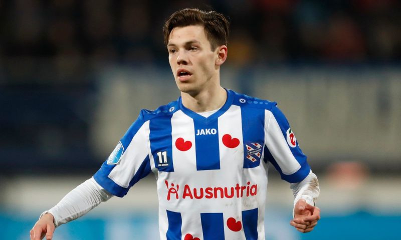 'Van Bergen wekt aandacht van Nederlandse top en weigert voorstel Heerenveen' Afbeelding: 'Van Bergen wekt aandacht van Nederlandse top en weigert voorstel Heerenveen'