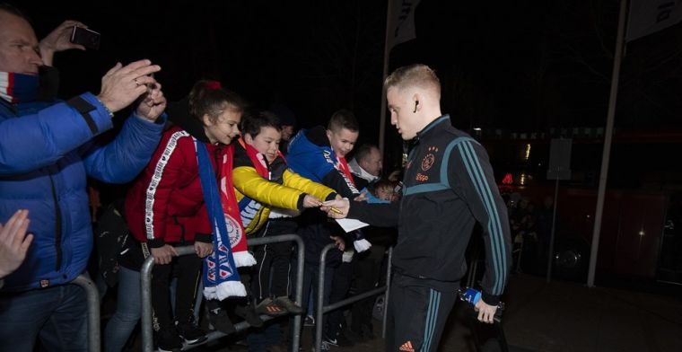 Van de Beek prijkt op voorpagina Marca: 'Concurrentie voor Real Madrid'