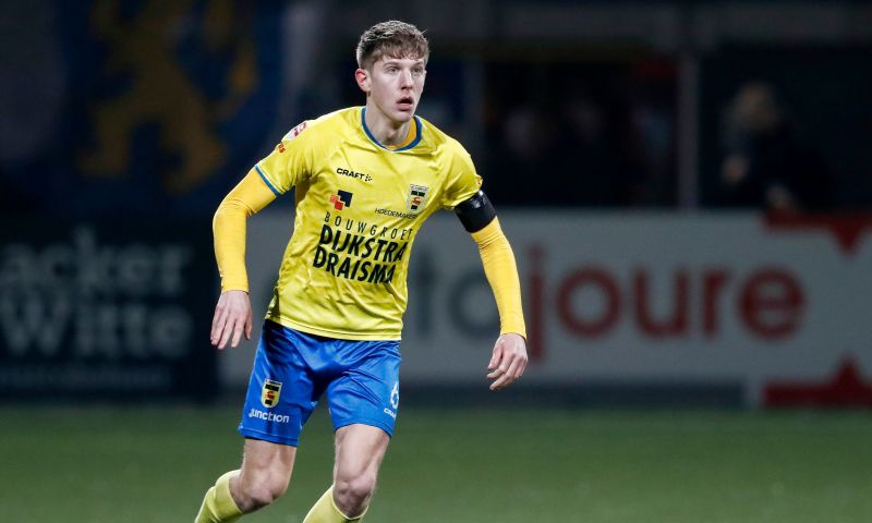 AZ en Cambuur bezegelen definitieve transfer na 'enorme ontwikkeling' Afbeelding: AZ en Cambuur bezegelen definitieve transfer na 'enorme ontwikkeling'