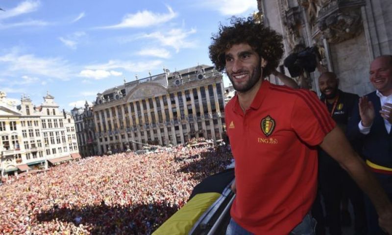 Fellaini met boodschap in ziekenhuis: “Blijf vechten, blijf sterk, blijf thuis Afbeelding: Fellaini met boodschap in ziekenhuis: “Blijf vechten, blijf sterk, blijf thuis