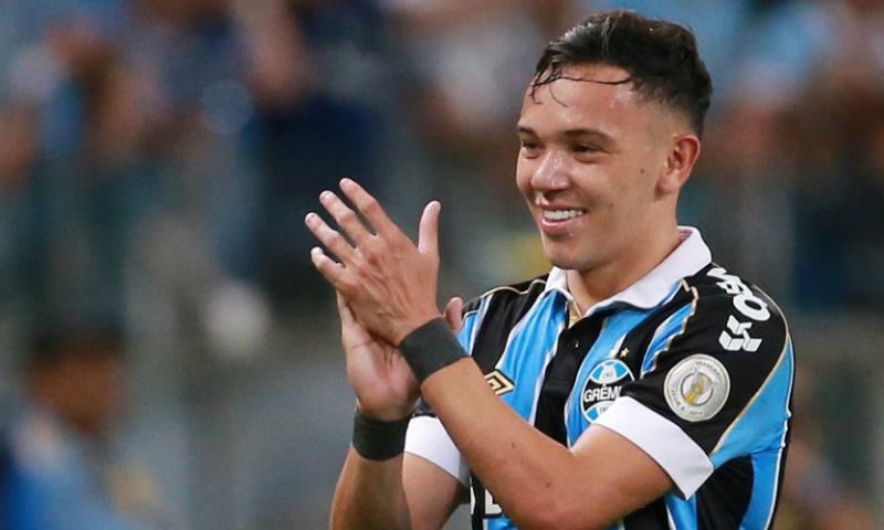 'PSV en Ajax op omvangrijk lijstje gegadigden voor Braziliaan van 20 miljoen' Afbeelding: 'PSV en Ajax op omvangrijk lijstje gegadigden voor Braziliaan van 20 miljoen'