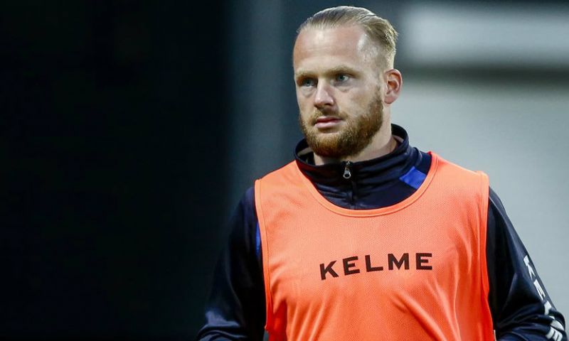 Platje: 'Ik maak een foto, ze denken dat ik train en dan een biertje, haha' Afbeelding: Platje: 'Ik maak een foto, ze denken dat ik train en dan een biertje, haha'