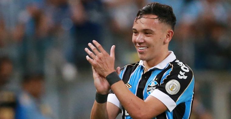 'PSV en Ajax op omvangrijk lijstje gegadigden voor Braziliaan van 20 miljoen'