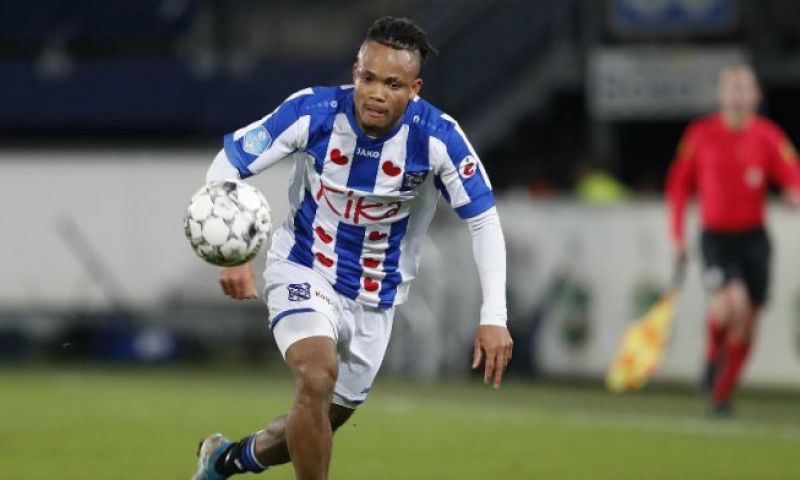 'Heerenveen raakt uitblinker Ejuke mogelijk na één seizoen al kwijt' Afbeelding: 'Heerenveen raakt uitblinker Ejuke mogelijk na één seizoen al kwijt'