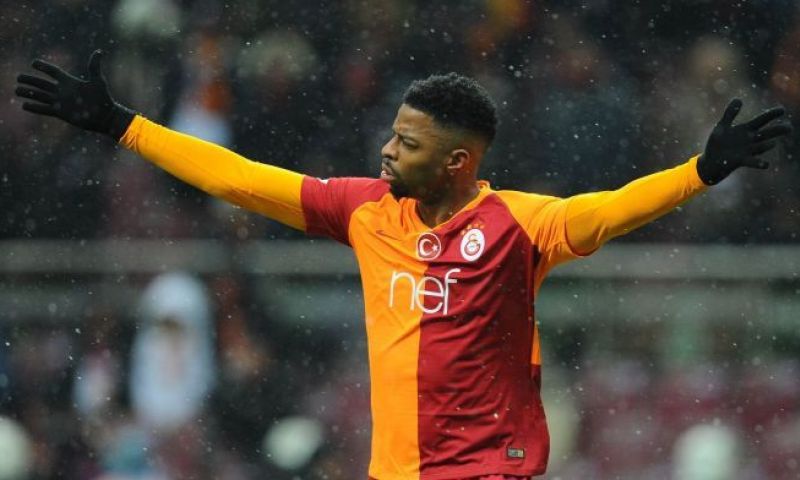 'Donk wijst Club Brugge af en kiest voor langer verblijf bij Galatasaray' Afbeelding: 'Donk wijst Club Brugge af en kiest voor langer verblijf bij Galatasaray'