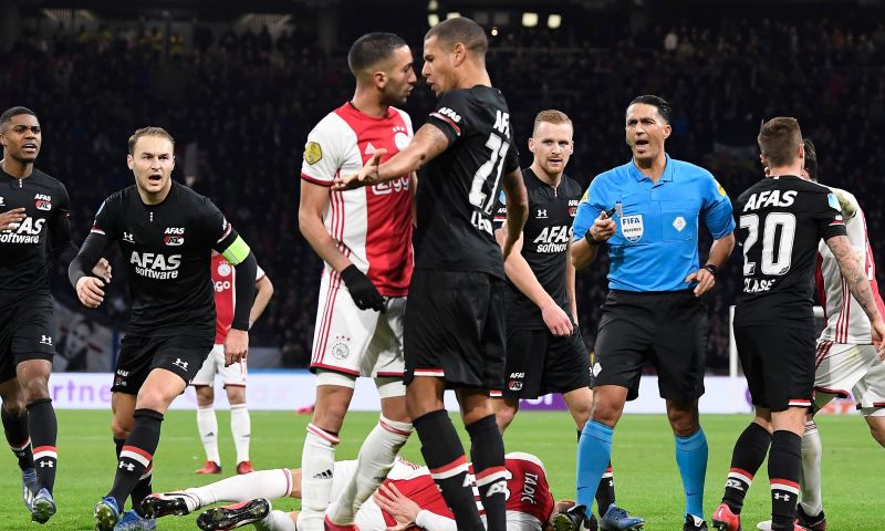 'Ajax is geen kampioen, er moet een beslissingswedstrijd tegen AZ komen'