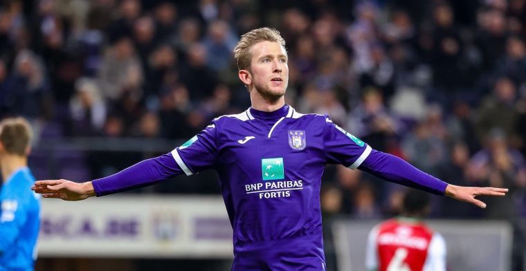 Vlap (Anderlecht) moet het onderspit delven in online duel met STVV