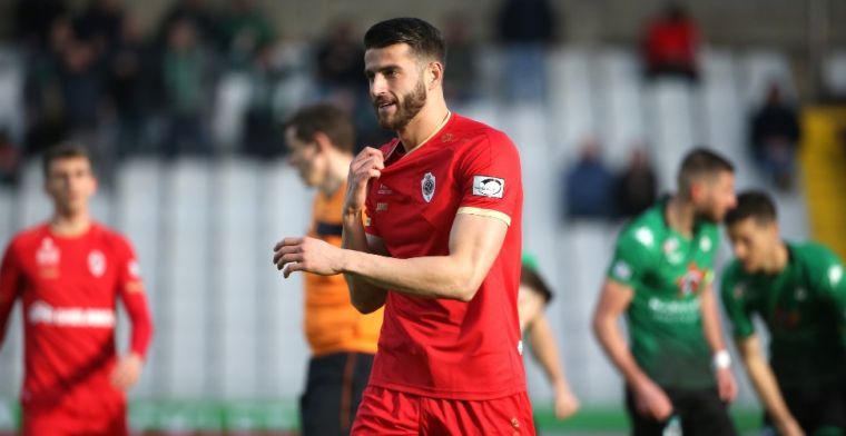'Hoedt (Antwerp) zoekt club: management gooit lijntjes uit en belt met Italië'