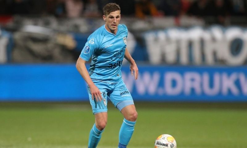 Kritiek op KNVB-besluit: 'In Nederland is de stekker er te vroeg uitgetrokken' Afbeelding: Kritiek op KNVB-besluit: 'In Nederland is de stekker er te vroeg uitgetrokken'