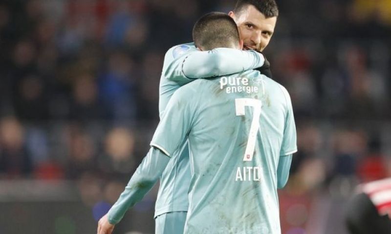 'De medische staf van FC Twente dwong mij om te spelen' Afbeelding: 'De medische staf van FC Twente dwong mij om te spelen'