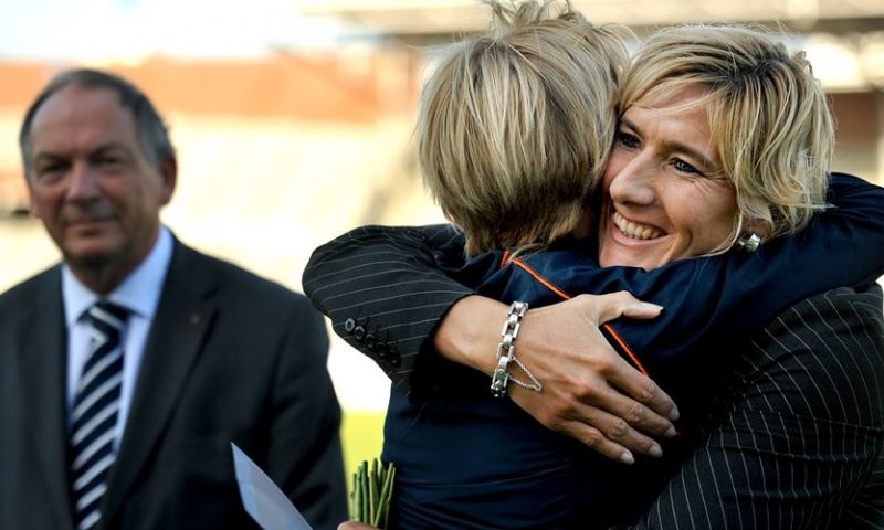 Voormalig Oranje-aanvoerster Migchelsen (49) na kort ziekbed overleden Afbeelding: Voormalig Oranje-aanvoerster Migchelsen (49) na kort ziekbed overleden