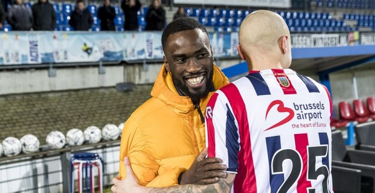 Teleurgestelde Lewis: 'Helaas heeft club besloten mijn contract niet te verlengen'