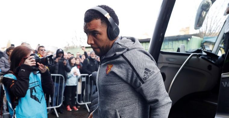 Keiharde reacties op Deeney-besluit: 'Hoop dat je zoon corona krijgt'