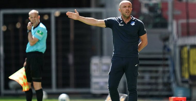 Schreuder over Bogarde: 'Was bij Ajax ook discussie: kan Frenkie achterin spelen?'