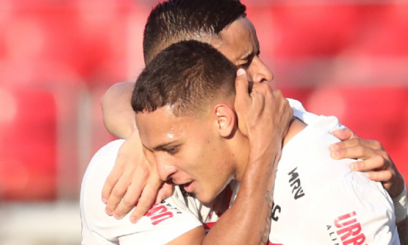 Ajax werkt niet mee aan 'te ingewikkeld' plan van São Paulo met Antony Afbeelding: Ajax werkt niet mee aan 'te ingewikkeld' plan van São Paulo met Antony