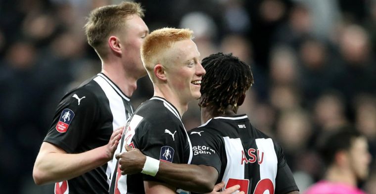 'Aan Ajax gelinkte Longstaff verbijstert iedereen: vijfjarig contract bij Udinese'