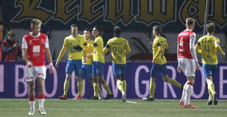'Topschutter uit Nederlandse tweede klasse wil niet terug naar Zulte Waregem'