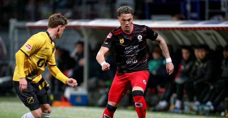 Transferflirt met Heerenveen: 'Ik vind het een heel mooie club, mooie stap'
