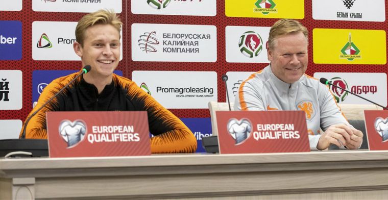Koeman over De Jong: 'Hij weet dat hij meer kan brengen, maar is gelukkig daar'