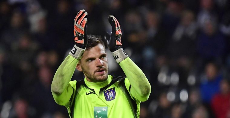 'Van Crombrugge wil nieuw contract bij Anderlecht, anders dreigt een vertrek'